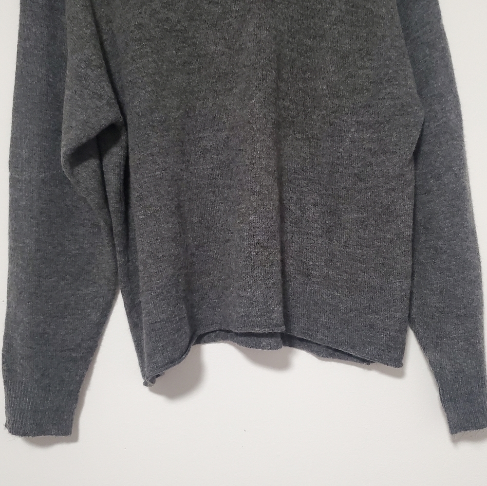 Leith Cozy Mock Neck Grey Sweater - Picture 4 of 6